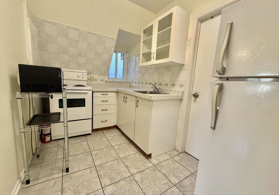 222-lyon-street-n-ottawa-ontario-x13685246