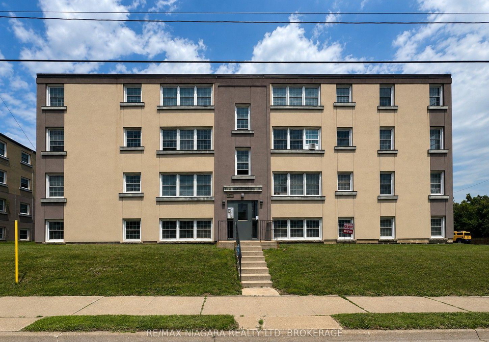 143-westchester-crescent-st-catharines-ontario-x13685426