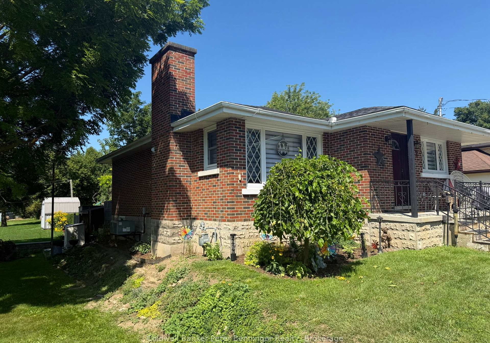 2-elgin-street-brockton-ontario-x13685470