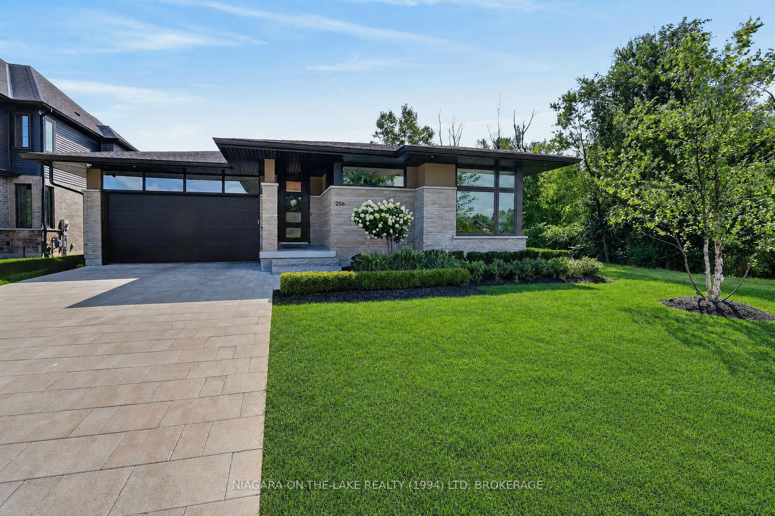 256-clare-avenue-welland-ontario-x13685512