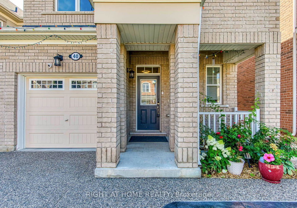 40-stillwater-crescent-hamilton-ontario-x13685718