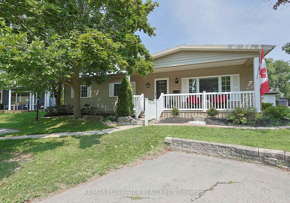288-concord-drive-south-huron-ontario-x13685778