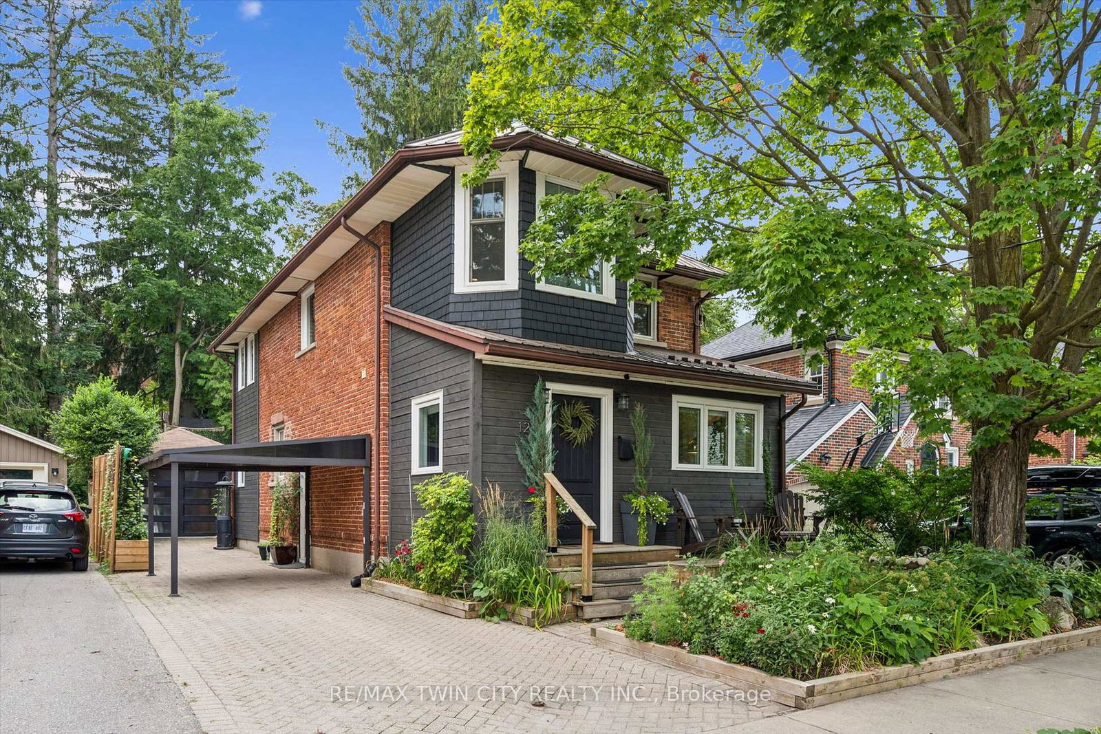 121-belmont-avenue-waterloo-ontario-x13685858