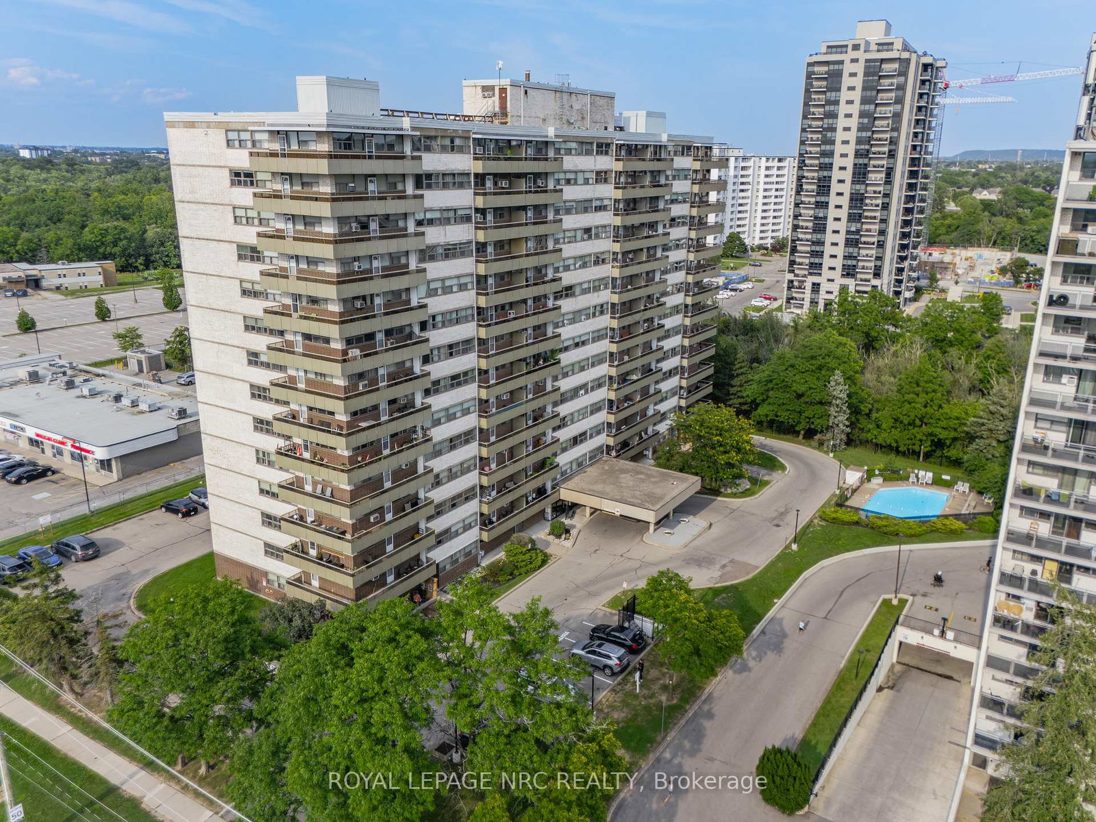 215-glenridge-avenue-st-catharines-ontario-x13686006