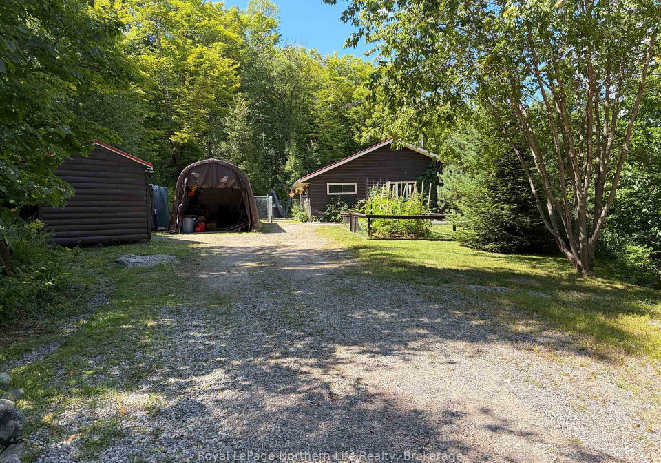 472-oconnor-line-powassan-ontario-x13686166