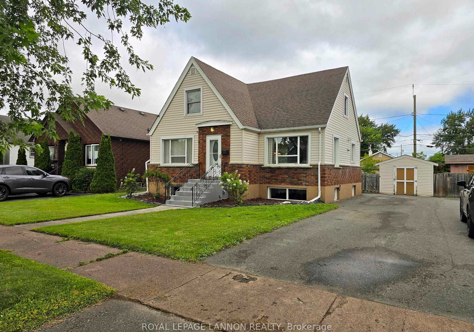 2035-hamilton-avenue-thunder-bay-ontario-x13686168