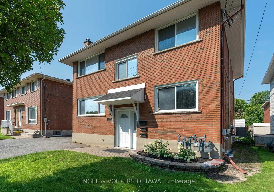 896-pinewood-crescent-ottawa-ontario-x13686206