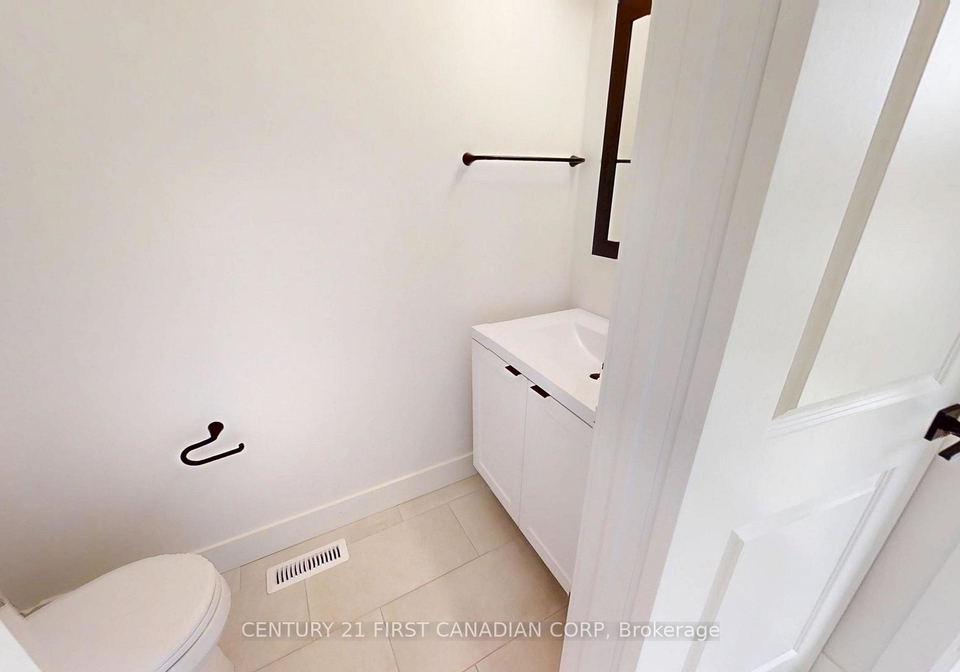 1225-tulloch-avenue-london-south-ontario-x13686236