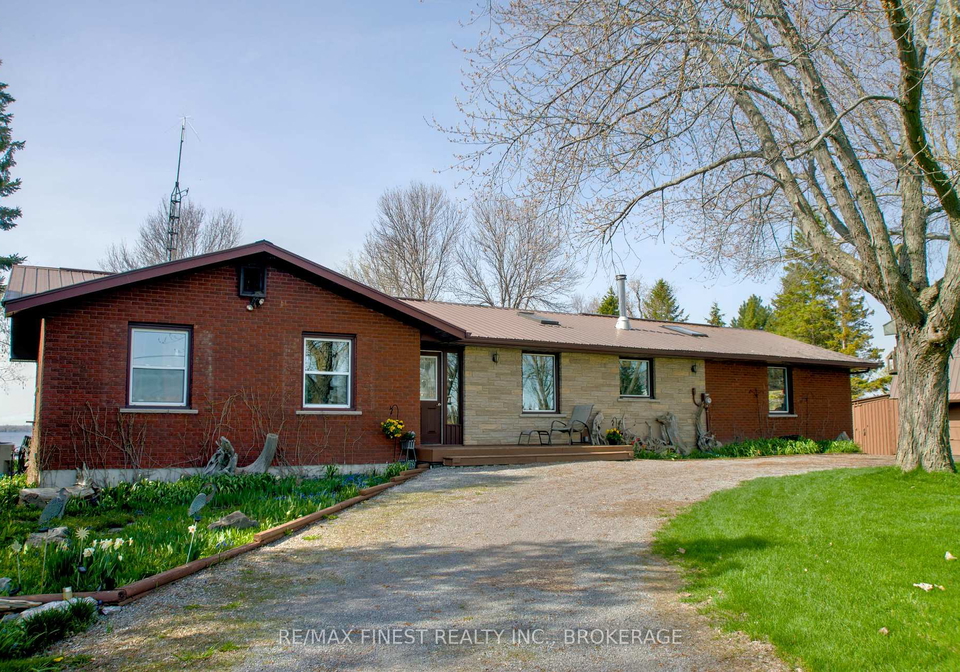 10930-front-road-loyalist-ontario-x13686278