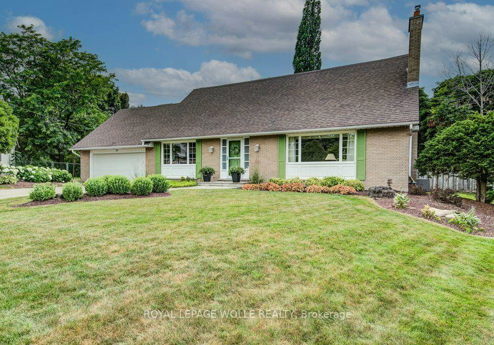 97-somerset-crescent-waterloo-ontario-x13686332