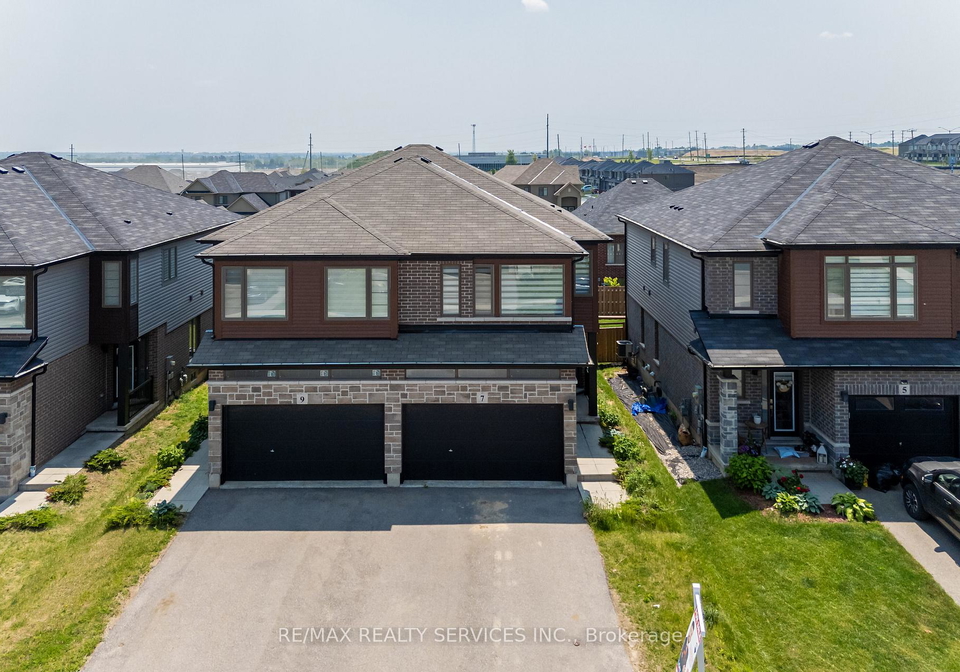 7-baker-lane-brant-ontario-x13686372