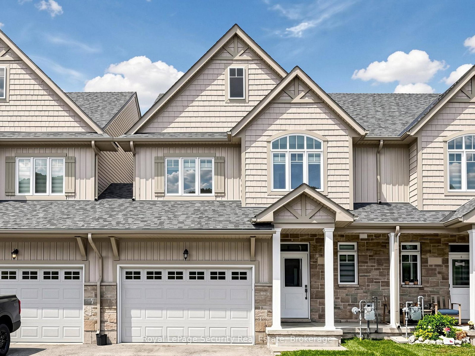 103-addison-street-blue-mountains-ontario-x13686390