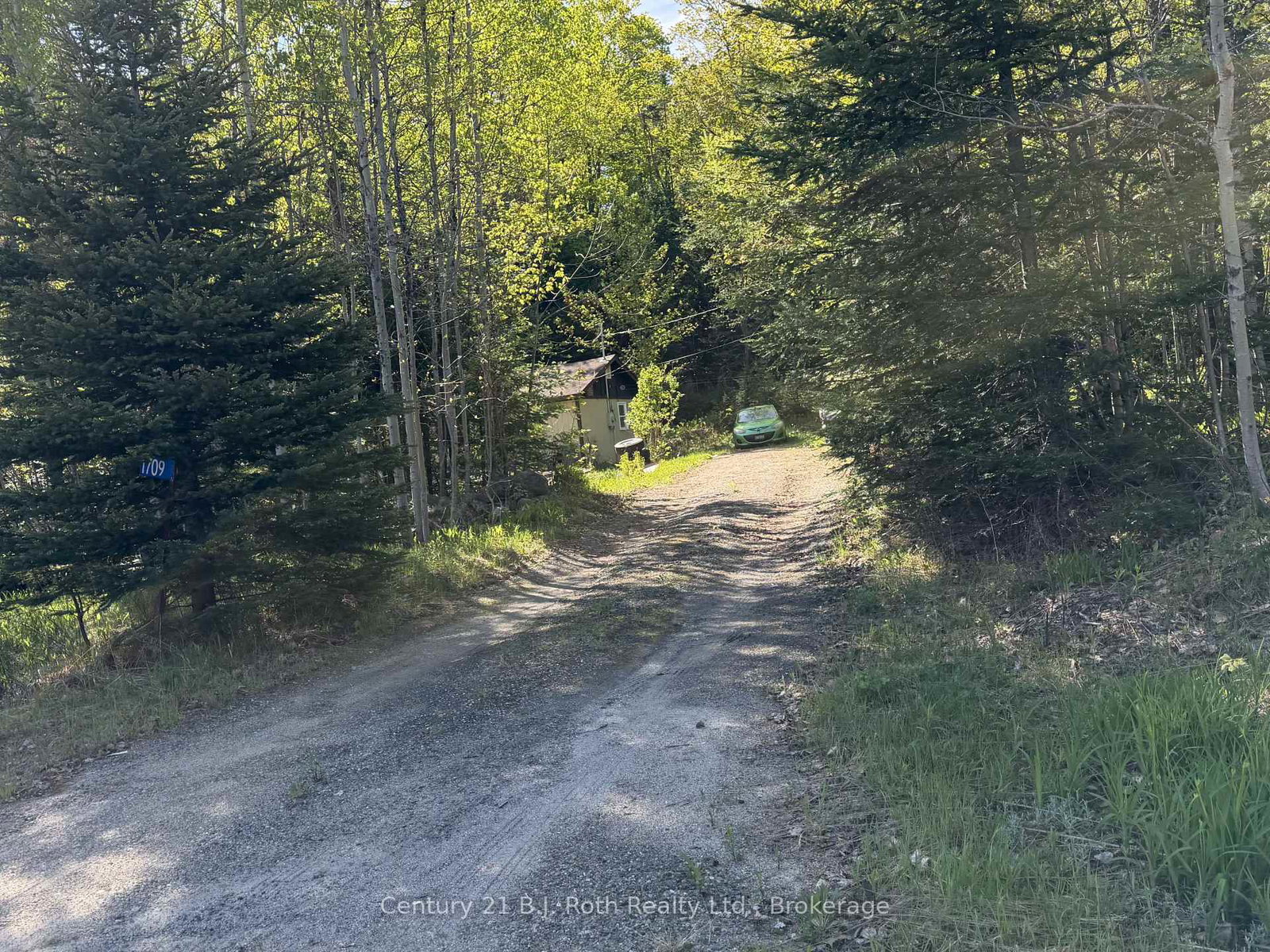 1709-60-highway-huntsville-ontario-x13686420