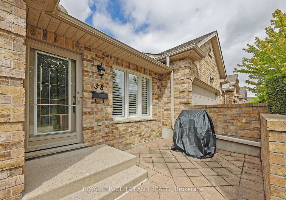 572-thistlewood-drive-london-north-ontario-x13686496