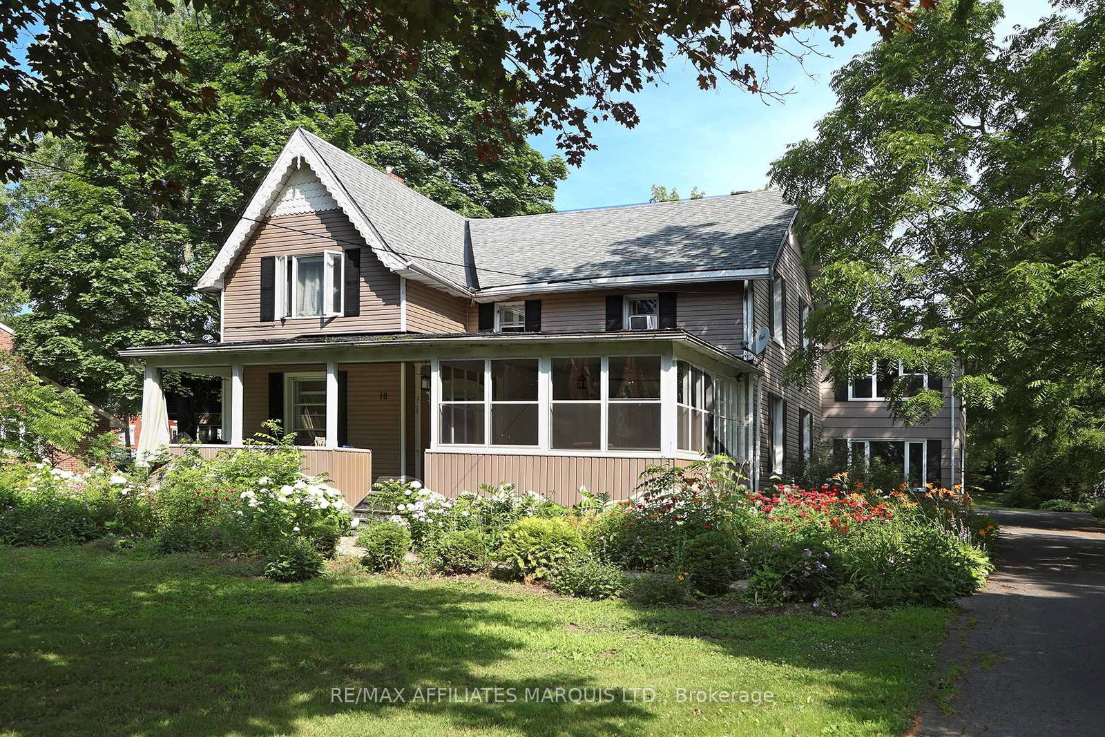 16-lakeshore-drive-south-dundas-ontario-x13686534
