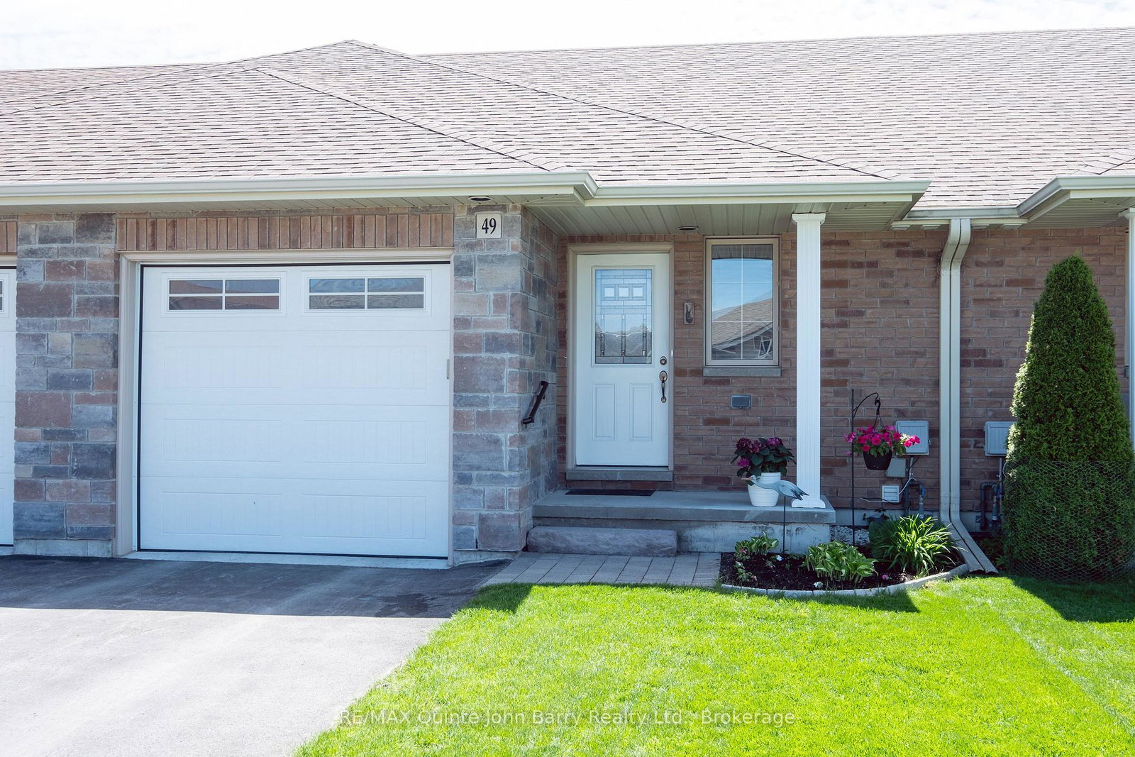 49-mcintosh-crescent-quinte-west-ontario-x13686596