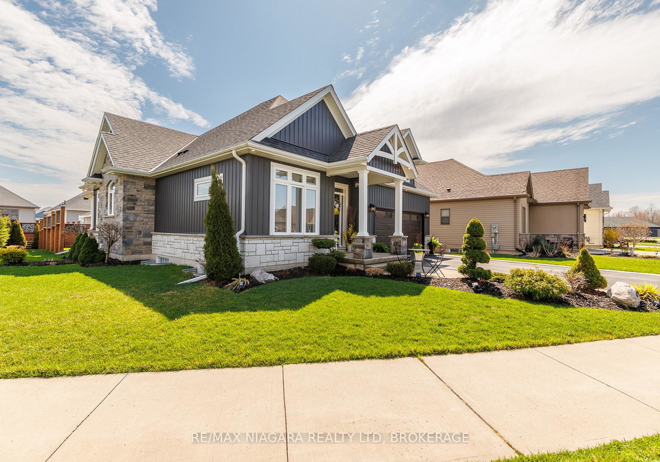 4049-village-creek-drive-fort-erie-ontario-x13686610