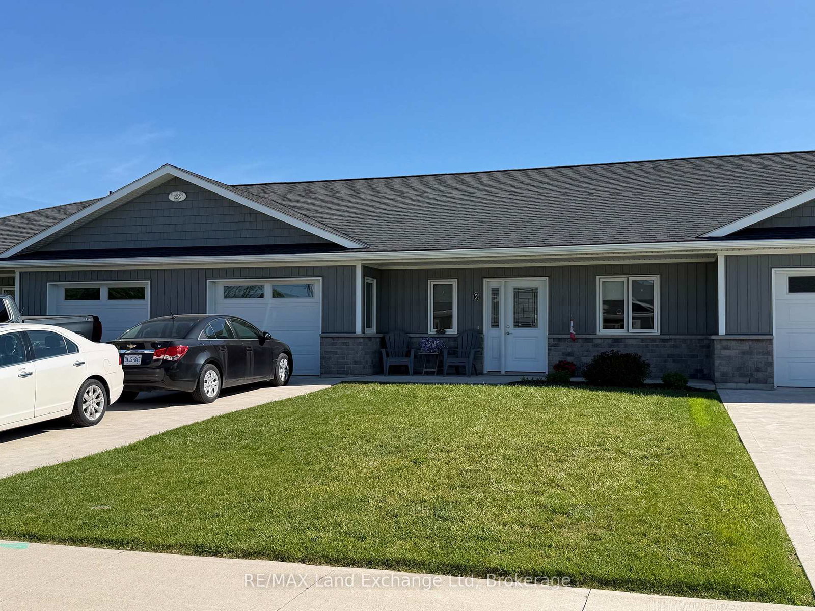 206-rutledge-street-north-huron-ontario-x13686678