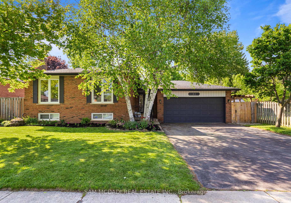 32-milverton-close-hamilton-ontario-x13686750