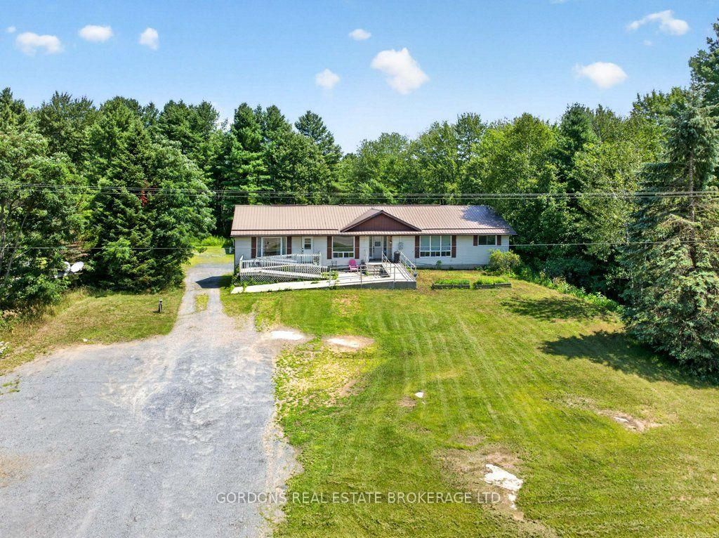11703-highway-41-addington-highlands-ontario-x13686822
