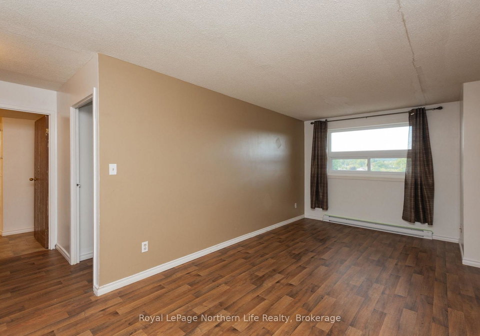 330-sixth-avenue-w-north-bay-ontario-x13686900