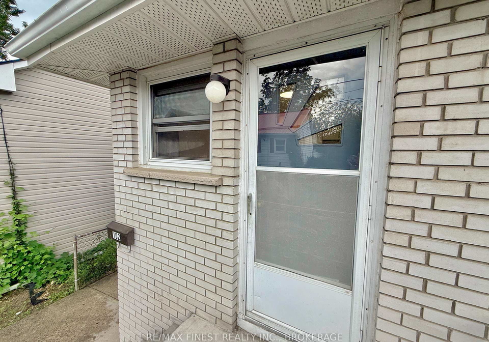 102-chatham-street-kingston-ontario-x13686946