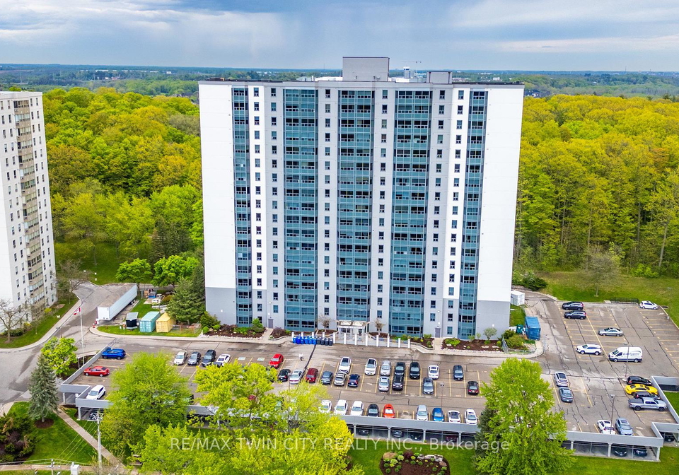 55-green-valley-drive-kitchener-ontario-x13687072