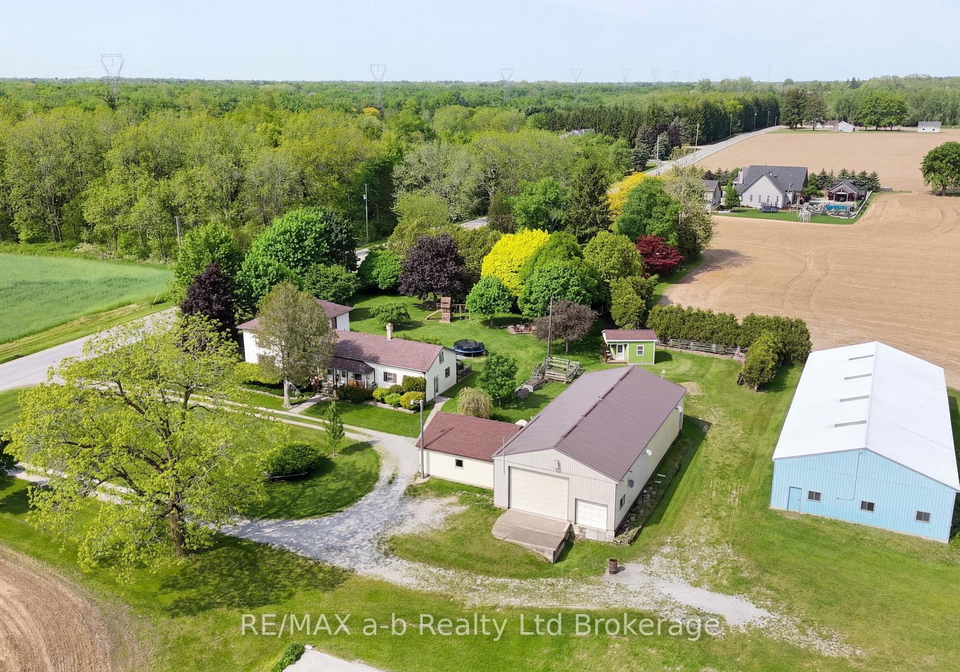 1813-norfolk-county-19-road-w-norfolk-ontario-x13687260