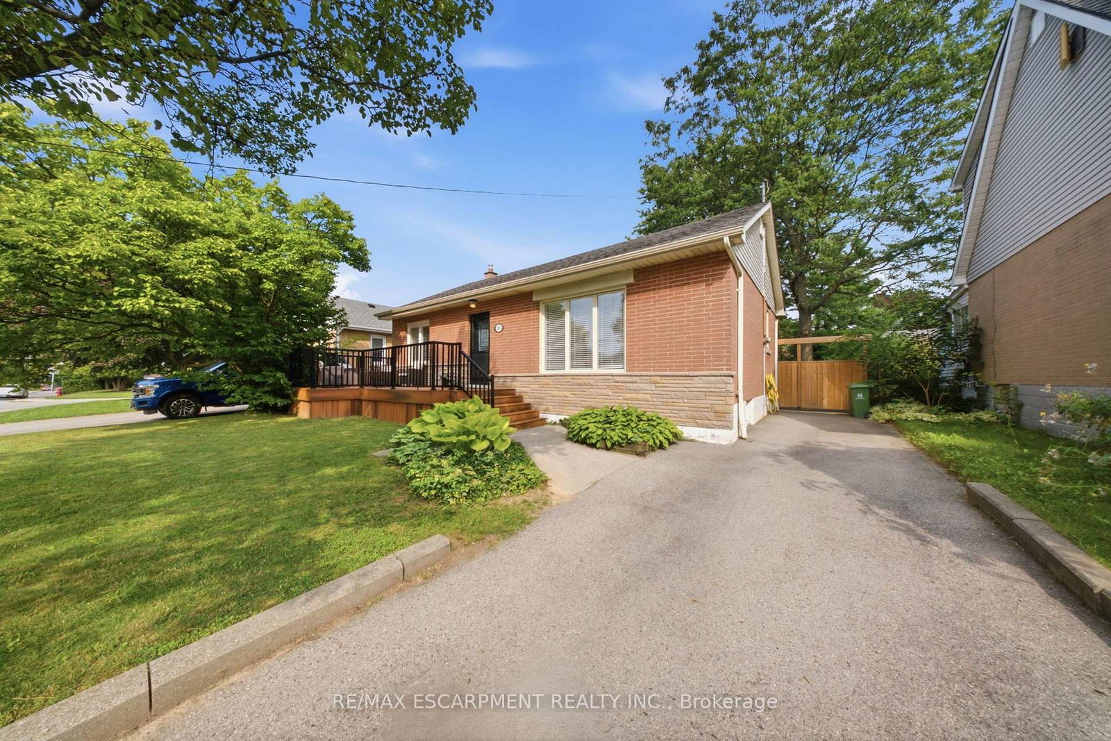 203-west-31st-street-hamilton-ontario-x13687312