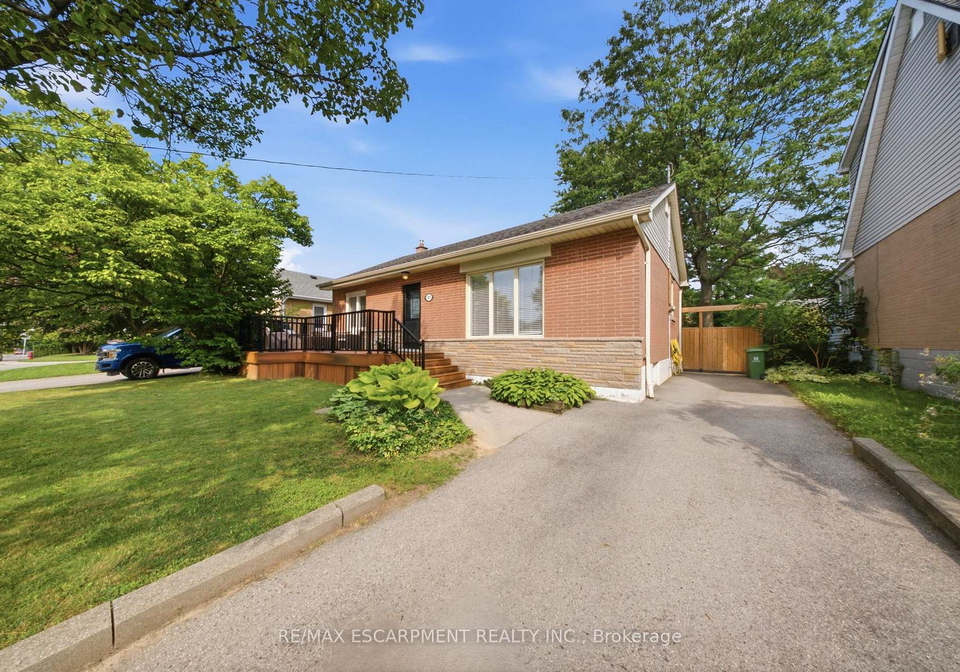 203-west-31st-street-hamilton-ontario-x13687312