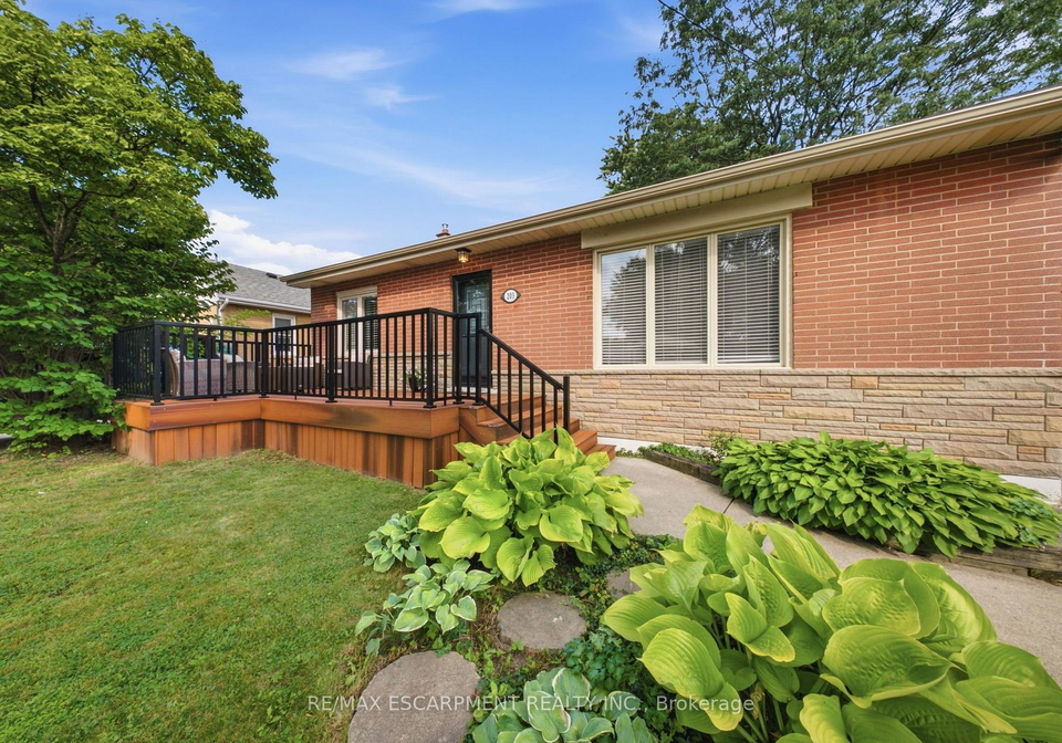203-west-31st-street-hamilton-ontario-x13687312