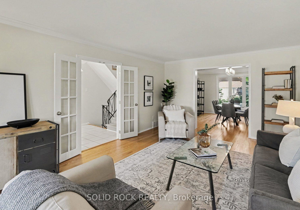 1599-featherston-drive-ottawa-ontario-x13687406