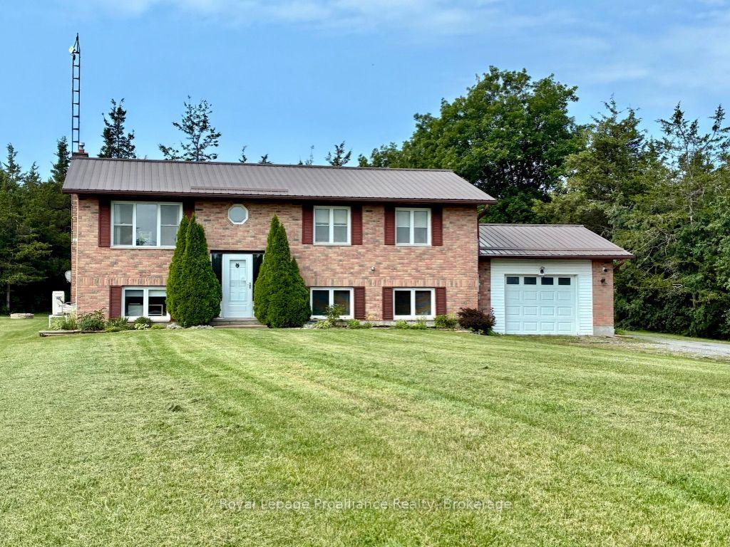 2631-62-highway-prince-edward-county-ontario-x13687416