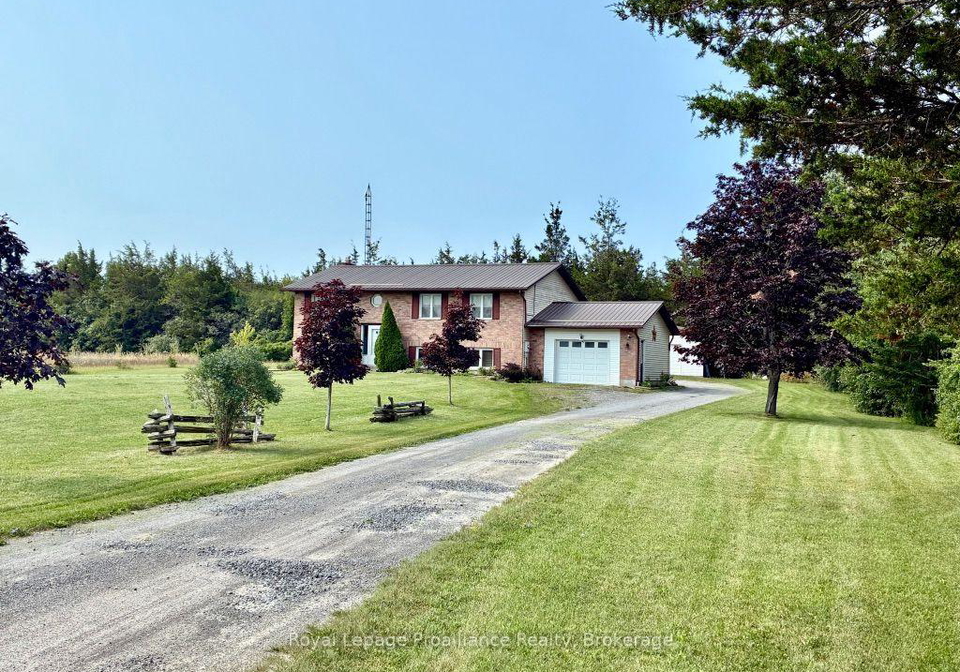 2631-62-highway-prince-edward-county-ontario-x13687416