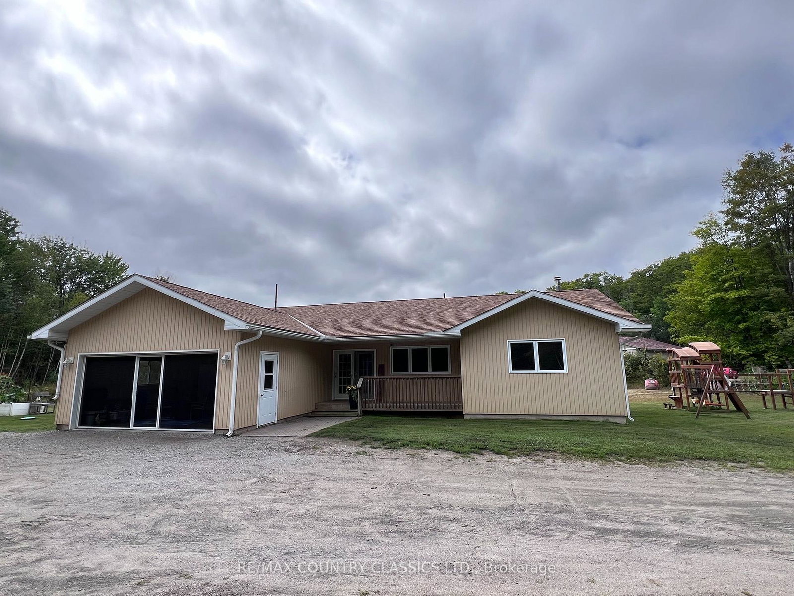 3952-loop-road-highlands-east-ontario-x13687588