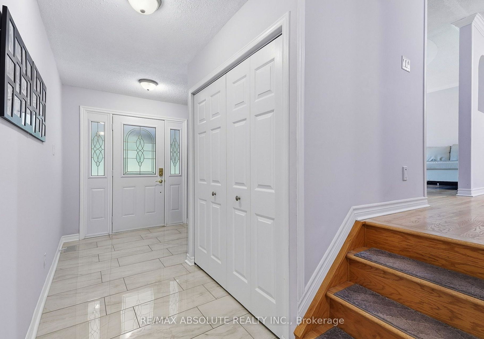 1000-milburn-crescent-ottawa-ontario-x13687602
