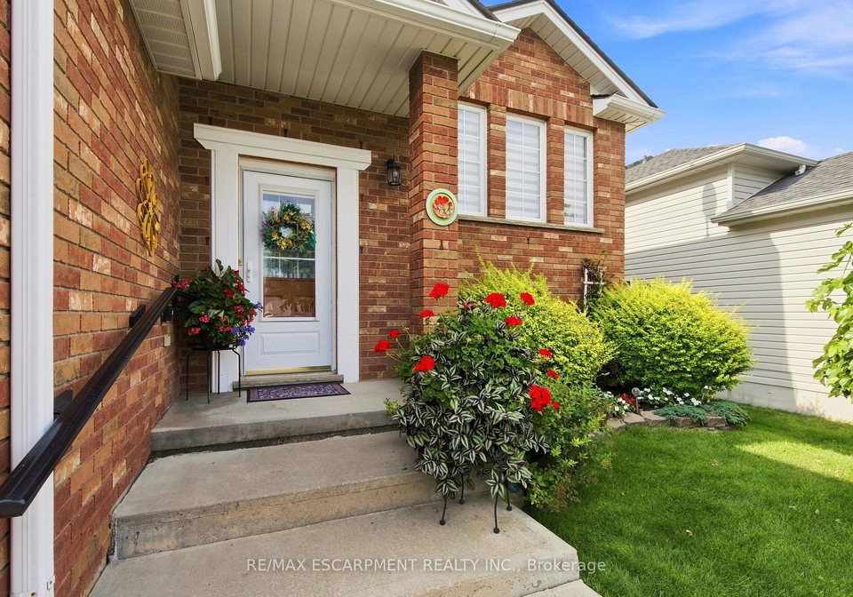 32-brewster-way-brantford-ontario-x13688000