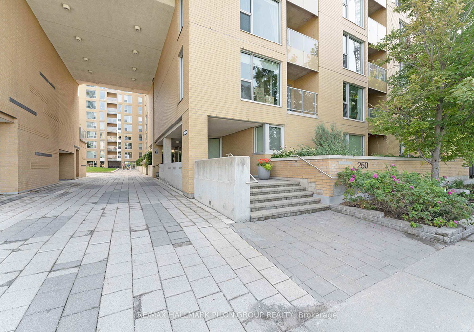250-lett-street-ottawa-ontario-x13688058
