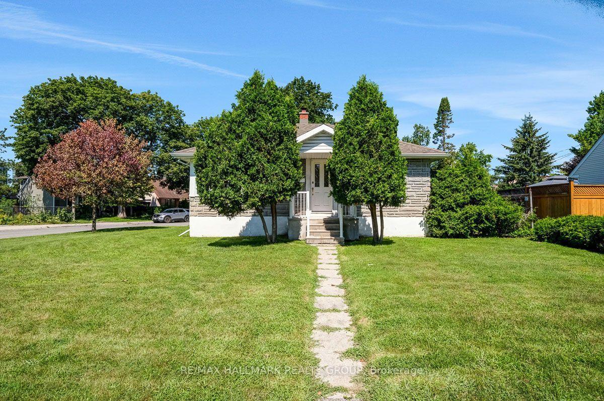212-anna-avenue-ottawa-ontario-x13688140
