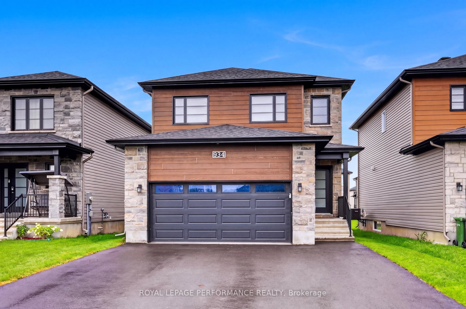 934-chablis-crescent-russell-ontario-x13688198