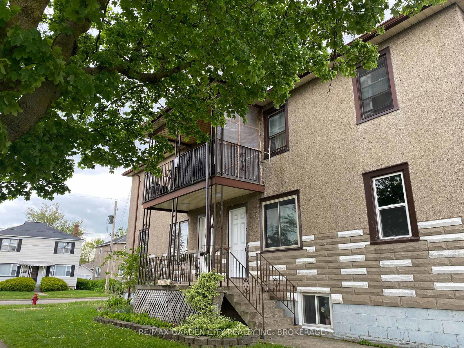 131-lyons-avenue-welland-ontario-x13688210