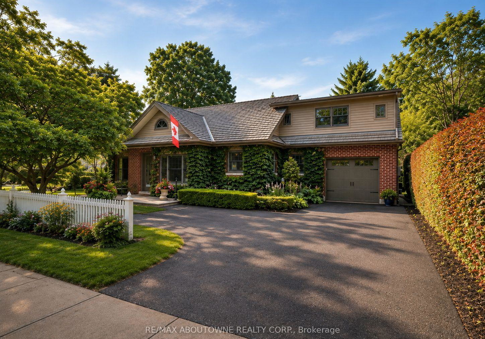 23-alice-street-e-blue-mountains-ontario-x13688340