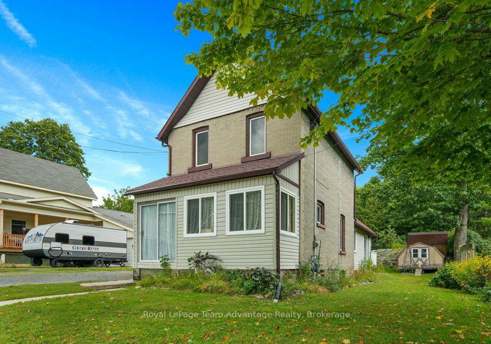 111-gibson-st-street-parry-sound-ontario-x13688376