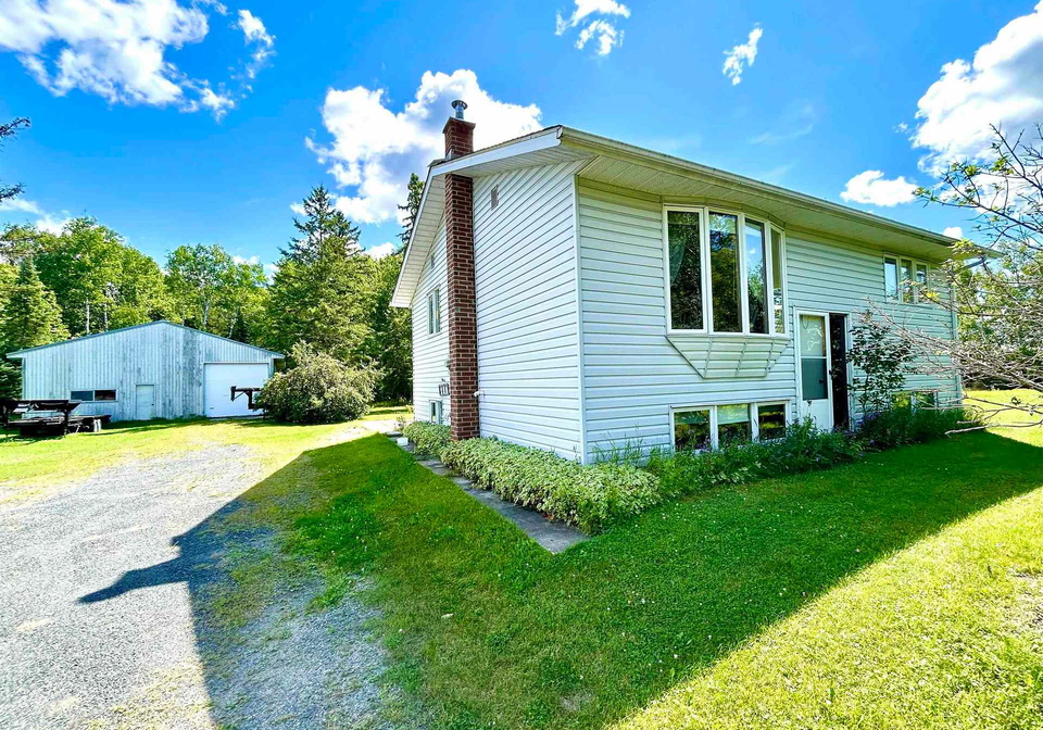 956-highway-611s-alberton-ontario-x13688466