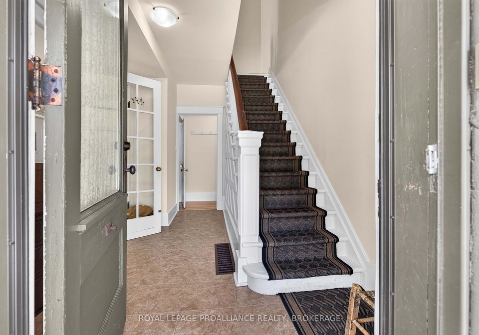 166-alma-avenue-greater-napanee-ontario-x13688510