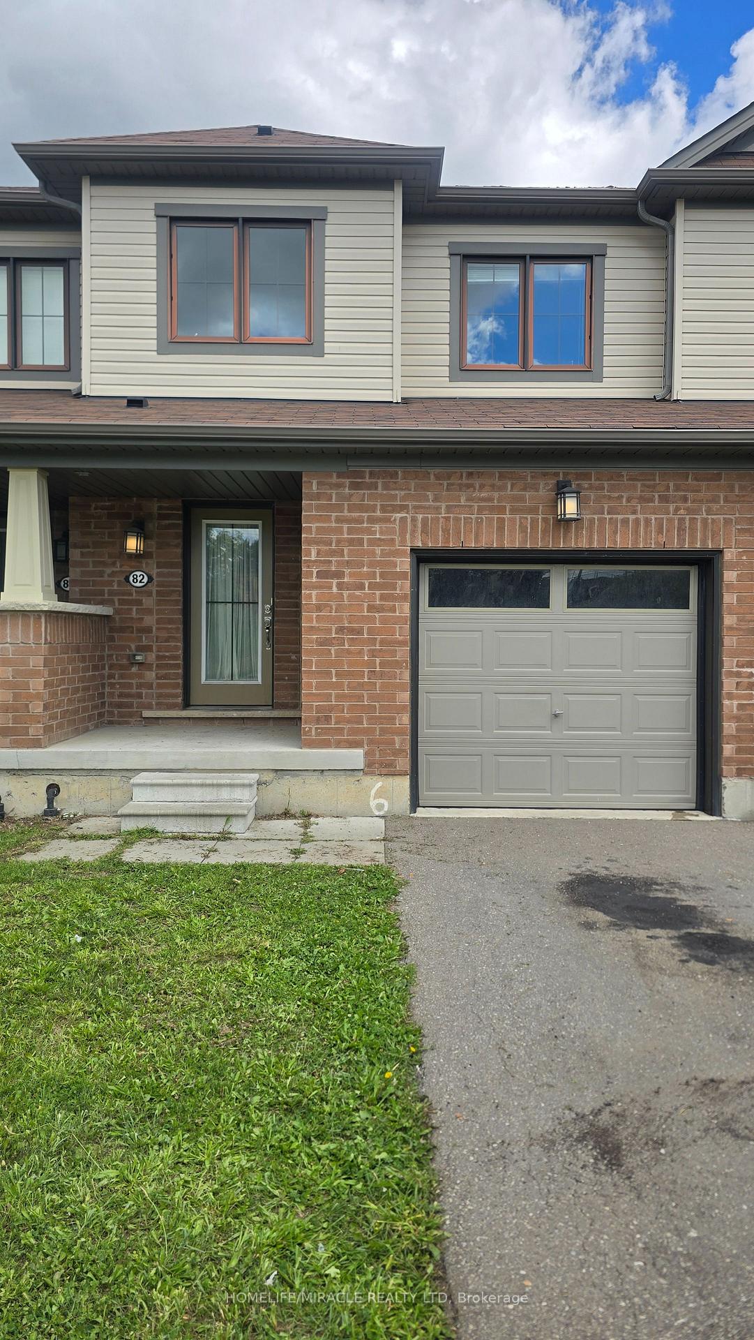 82-scarletwood-street-hamilton-ontario-x13688512