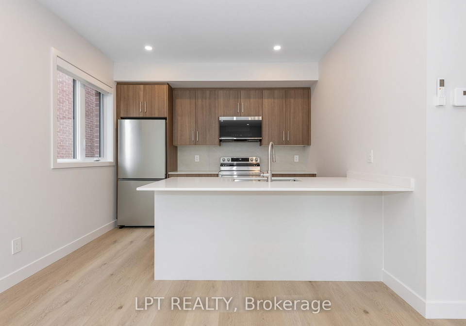 249-columbus-avenue-ottawa-ontario-x13688532