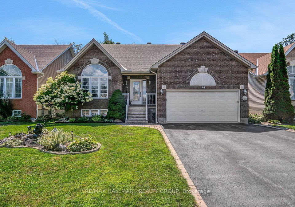 75-lloydalex-crescent-ottawa-ontario-x13688598