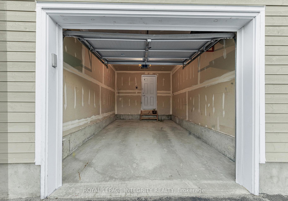 69-pelham-crescent-ottawa-ontario-x13688606