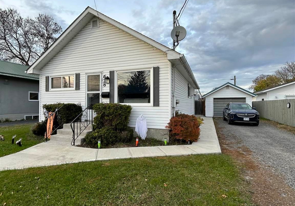 628-second-street-e-fort-frances-ontario-x13688696